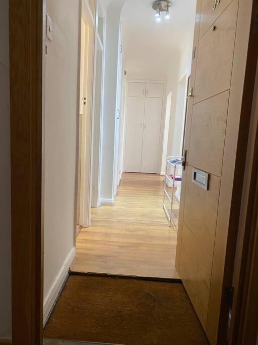 018- Premium Location Regent Park Radley House Apartment Londra Exterior foto